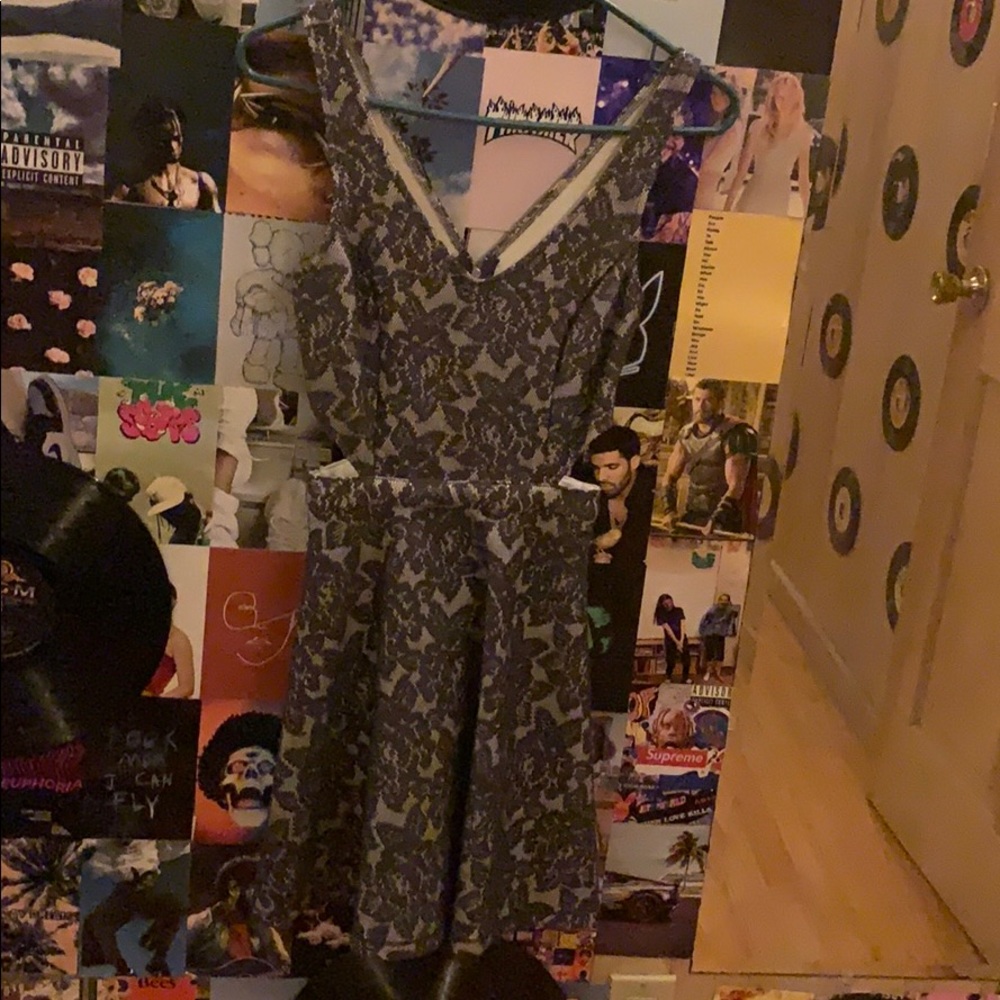 Abercrombie and Fitch super cute dress 💕